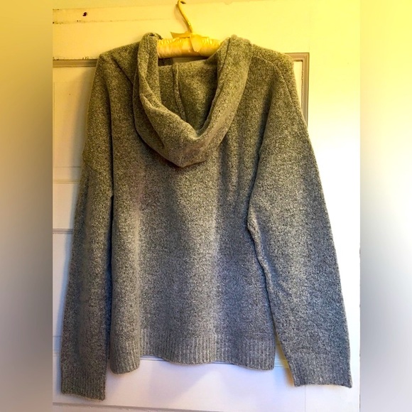 Forever 21 Hoodie Sweater M Like New - Picture 2 of 10